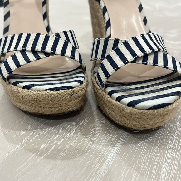 Nine West Blue & White Striped Wedges 7.5 - Picture 8 of 8